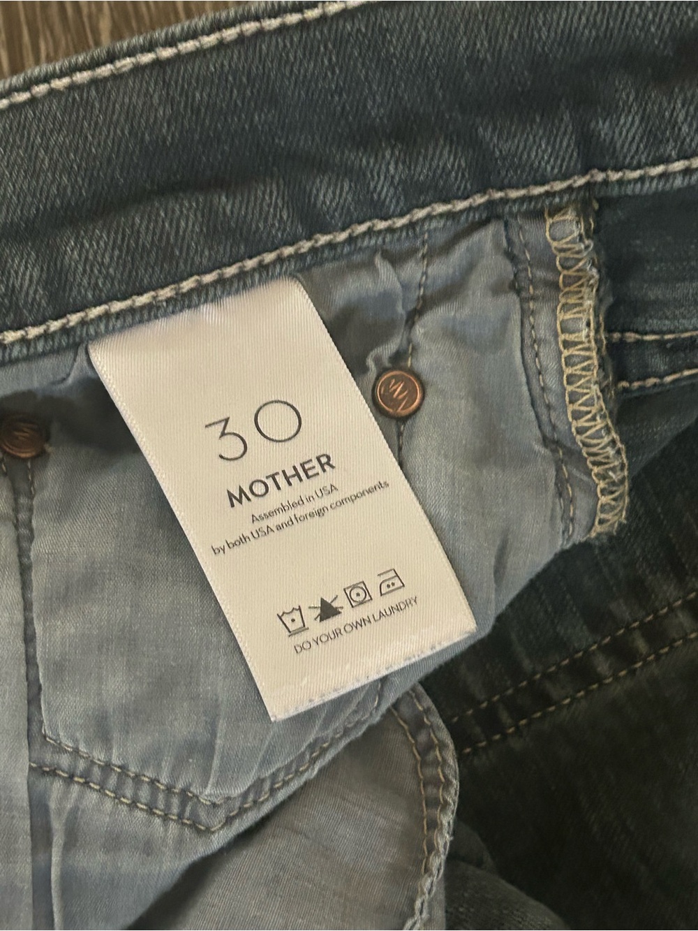 Mother Jeans Tripper Cutoff Fray Denim Shorts 30 - Picture 3 of 6